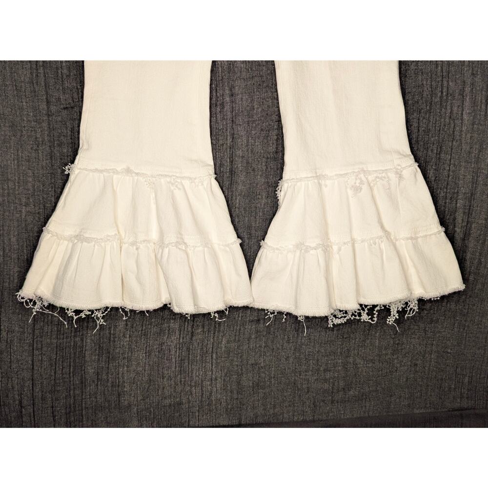 Cinq à Sept White Petal Ethel Ruffle Cuff Denim Flare Jeans Sz 6 Bridal Brunch - Picture 4 of 16
